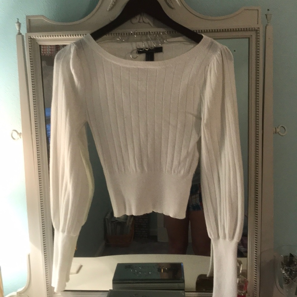 Forever 21 crop top white sweater!!!